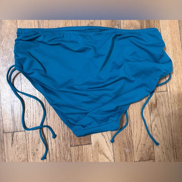 BEACH HOUSE Plus Size Hayden Side Tie High Waisted Swimsuit Bottom in Lagoon - Picture 6 of 6